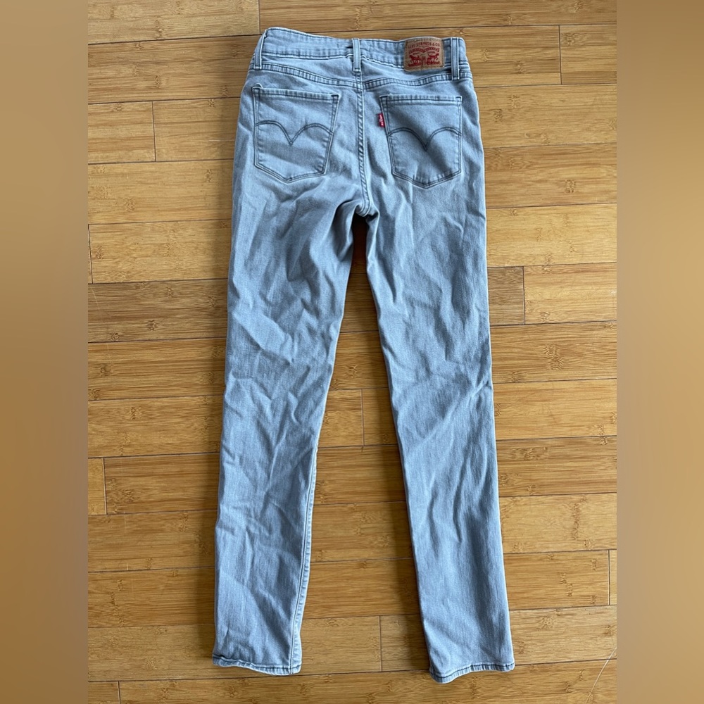 Levi jeans